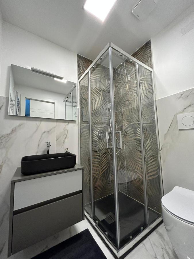 Casa Vacanze 1702, Con La Camera Matrimoniale Con Il Bagno Privato E Un Soggiorno Comune Милано Екстериор снимка